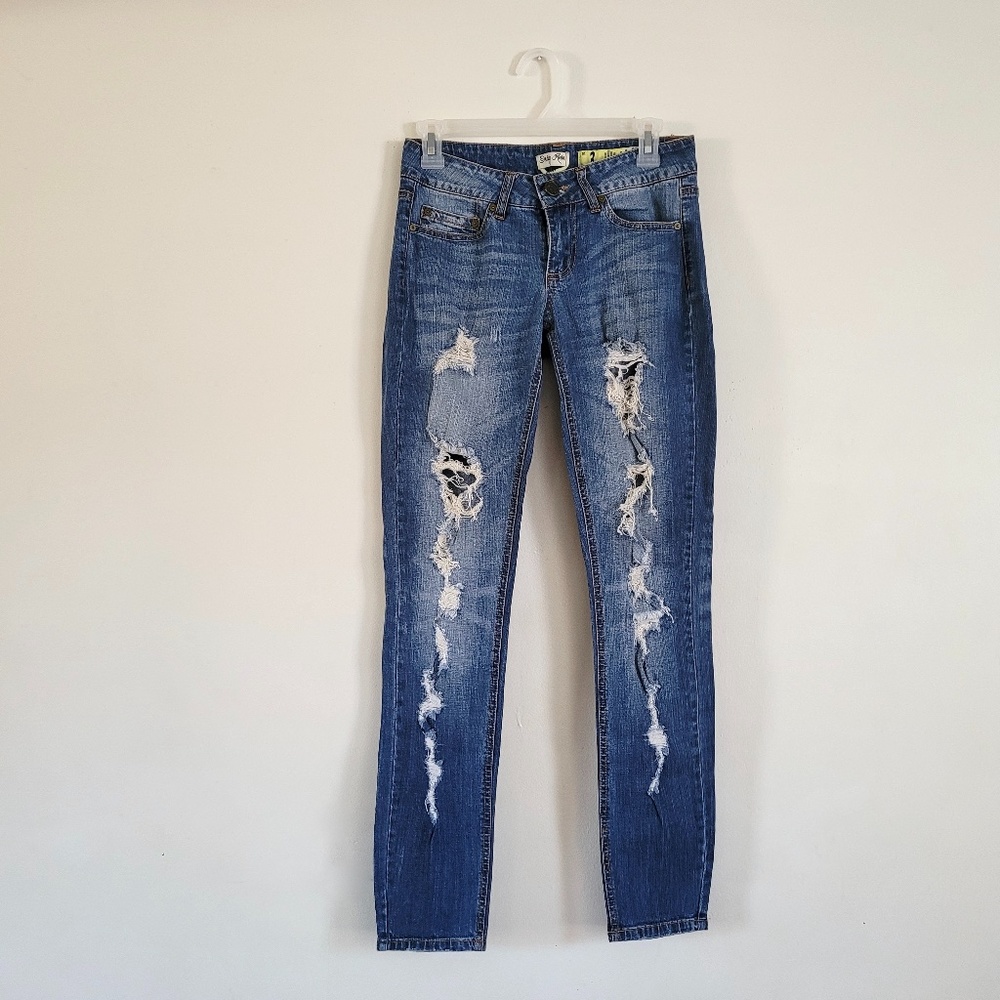 Y2K Distressed Ripped Low Rise Jeans‎ Medium Wash Grunge Indigo Rein // Size 3